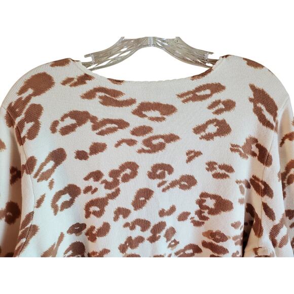 CHICO'S 2 Women 12 14 Charlee Cardigan Sweater Cheetah Cream Beige Crochet 40" - Picture 6 of 7